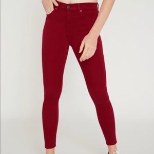 Alice + Olivia HIGH RISE SKINNY JEAN in Bordeaux